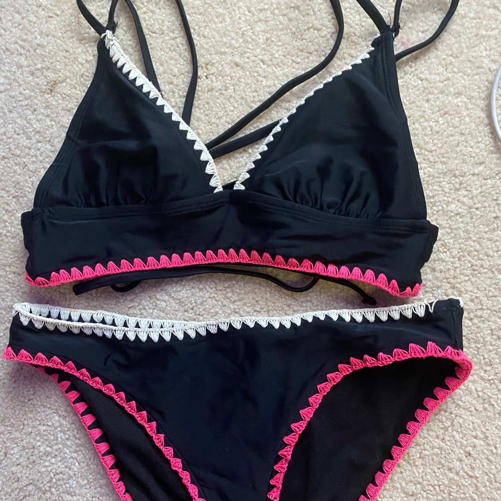 triangle bikini